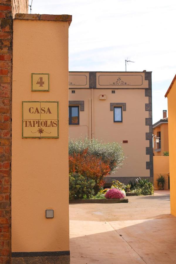 Casa TAPIOLAS Borrassá Exterior foto